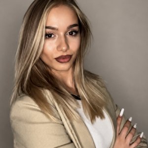 Alexandra Pavel