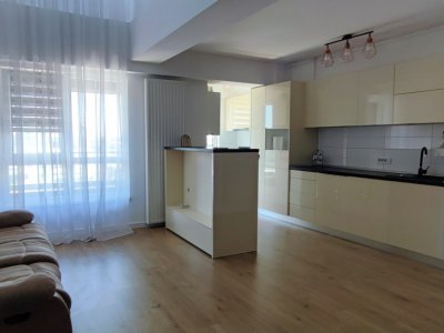 Apartament 3 camere tip duplex de vanzare in zona Vivo Mall