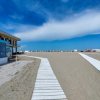 Teren si spatiu comercial de vanzare pe plaja in Mamaia, comision 0%. thumb 1