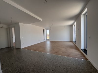 Un spațiu generos pentru idei mărețe - 107,4 mp, 2 terase spectaculoase !