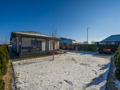 Casă pe parter, curte matură, complex liniștit – Clinceni !