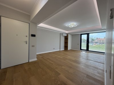 Unirii, liber, bucatarie mobilata si utilata