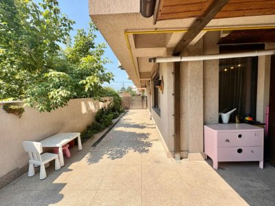 Parc Bazilescu - Apartament 3 camere 104 mp, cu parcare si curte proprie.