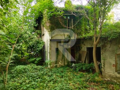 VAND TEREN IN COTROCENI STADAL 1150 MP + 3 VILE RENOVABILE LA CEL MAI BUN PRET