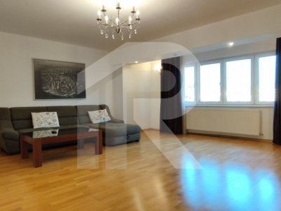 Apartament lux 3 camere+parcare Unirii-Alba Iulia