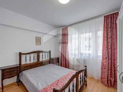 Apartament 3 camere mobilat si utilat Lacul Tei