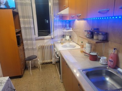 Apartament 3 camere 65 mp Auchan Titan, et. 4/4, loc de parcare inclus