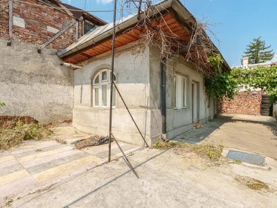 GIURGIULUI - BALOMIR, CASA DEMOLABILA 40 MP, LOT 200 MP!
