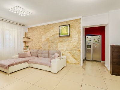 Apartament 3 camere, stradal,  Bulevardul Ion Mihalache - Turda