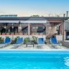 Casa cu piscina, panouri foto voltaice in Comana thumb 1