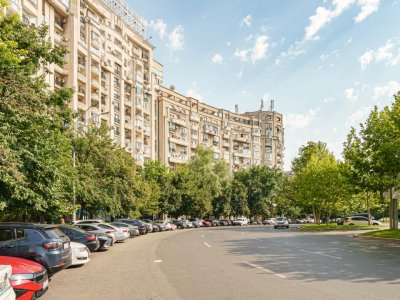 Singurul apartament de vanzare de acest tip - in Piata Alba Iulia