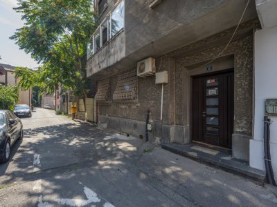 COTROCENI - CAROL DAVILA, APARTAMENT 3 CAMERE 58 MPU, PARTER!