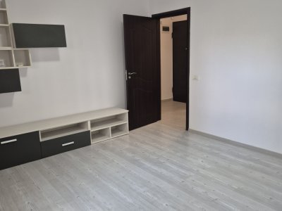 Plaza Residence  - decomandat - rezidențial sau birouri