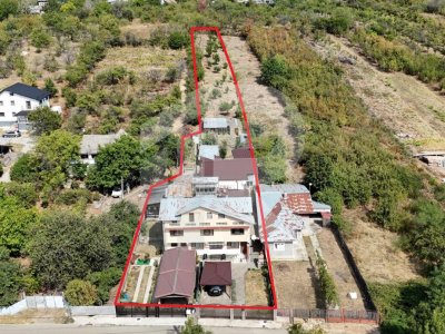 2 Case | 589 mpc | Lot 2080 mp | creditabil | locuinta/sediu | Baicoi