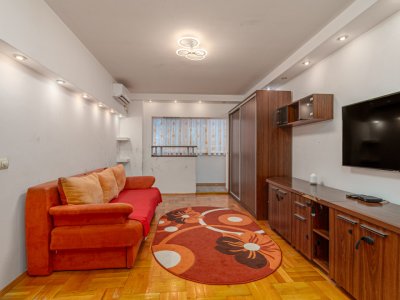 DRISTOR - RAMNICU SARAT - 2 CAMERE 53 MP, ETAJ 4, CENTRALA PROPRIE!
