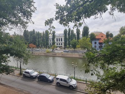 Spatiu 100mp Cismigiu / Kogalniceanu / Izvor
