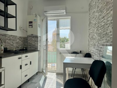 Garsoniera Spatioasa | Prima  închiriere | grădină privată | Foișorul de Foc