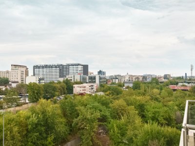  Șoseaua Nordului:  Herastrau  apartament 250mp cu parcare subterană 