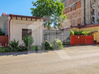 Spațiu Birouri în Casă Renovată 1930 | Basarab - Gara de Nord | 5 Camere + Curte