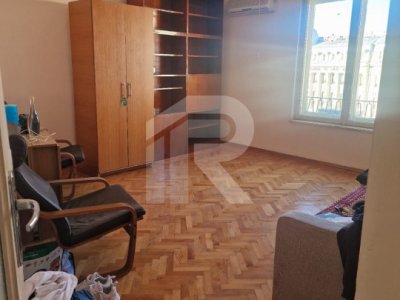 Apartament 2 camere de vânzare – 50 m² – zonă premium  (La Coloane ) - 75000 E