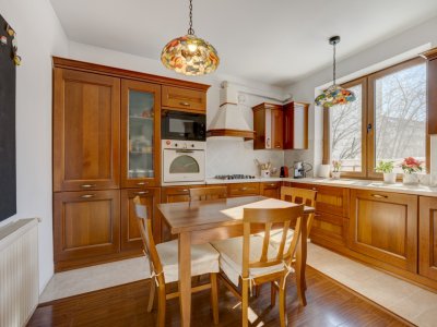 VILA DE INCHIRIAT, Prelungirea Ghencea, Str. Funigeilor, COMISION 0 %