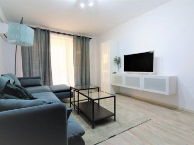 TIMPURI NOI - METROU - DECOMANDAT, MOBILAT MODERN