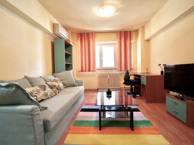 CALEA 13 SEPTEMBRIE, APARTAMENT IN BLOC 1992, LA PARTER!