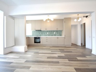 TEIUL DOAMNEI, BLOC 1984, DECOMANDAT, RENOVAT, NEMOBILAT, 0% COMISION!
