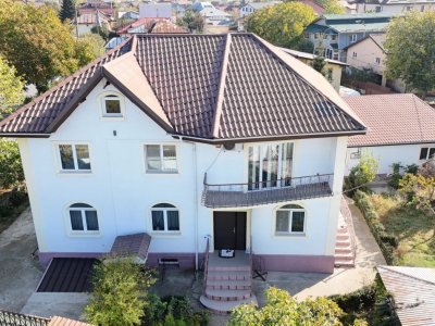 NOU  - Vanzare vila Dobroesti - extrem de spatioasa - 800 mp teren