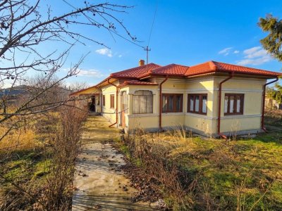 Casa + teren 4467 mp, Hotarele, Giurgiu