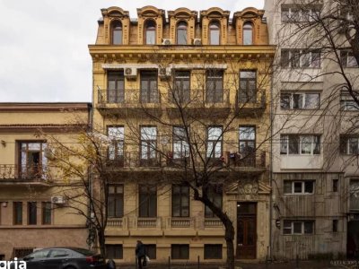 Apartament boem 128 mp | 50 m de Cișmigiu | renovat integral | parcare