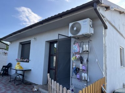 Casa de inchiriat, 2 camere Valu lui Traian, 250 euro/luna!