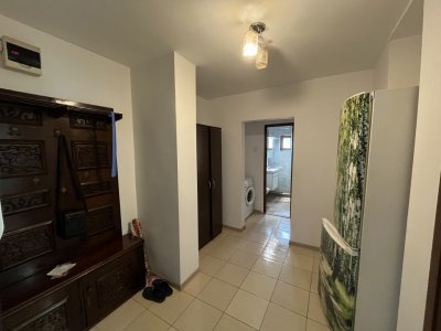 Apartament 2 camere, decomandat, etaj 1, zona Gara!