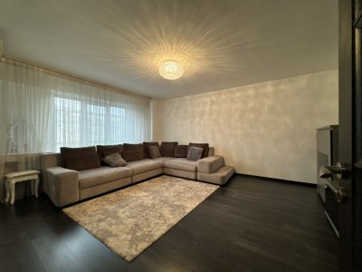 Apartament spatios de 2 camere, 63,70mp totali, bloc 1990, Sos. Virtutii