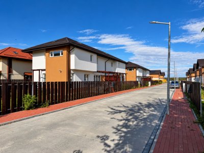 Vila duplex Săbăreni, 4 camere, 250 mp teren | 119.990€ TVA inclus