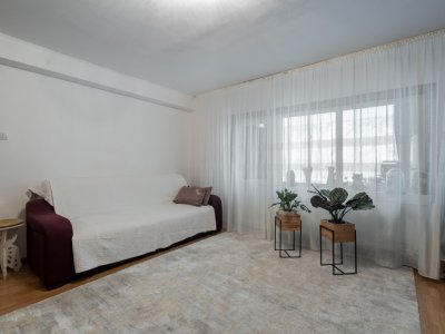 Apartament 4 camere, ultracentral Otopeni