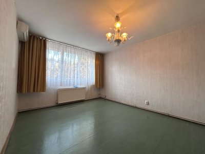 VAND 3 CAM, PARTER, ALEEA FETEȘTI, ZONA OZANA