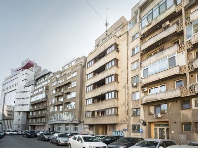 Imobil Art Deco de vanzare