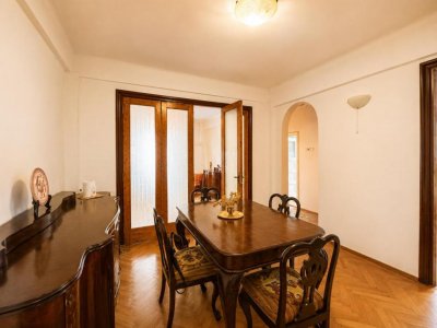 VÂND ADRESĂ ÎN BUCUREȘTIUL BUN! ULTRACENTRAL REAL!