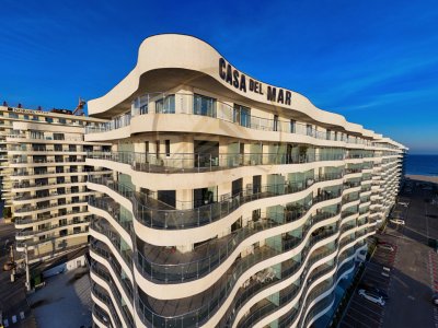 Stațiunea Mamaia - Complex Casa Del Mar - Garsoniera cu vedere la mare si lac.