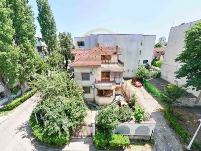Vila premium ultracentrala, fara vecini, teren 377 mp, garaj!