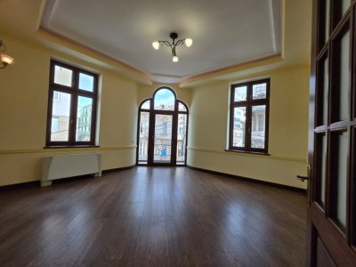 Ultracentral-Spatiu Birouri
