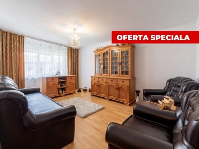 Apartament 3 camere - Topoloveni, Central