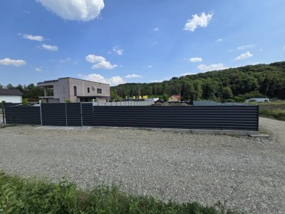 Teren 1076 mp Bascov-Macesului priveliste spre padure