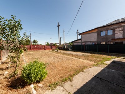 Casa pentru oameni gospodari -  Bradu - 15 minute de Pitesti 