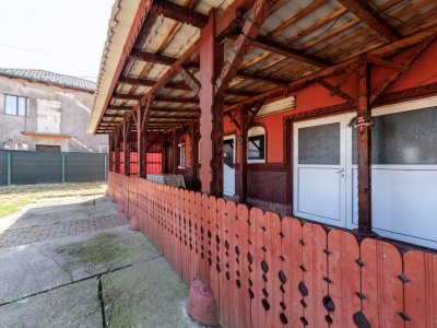 Casa pentru oameni gospodari -  Bradu - 15 minute de Pitesti 