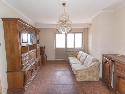 Apartament 3 camere etaj 2 Costesti