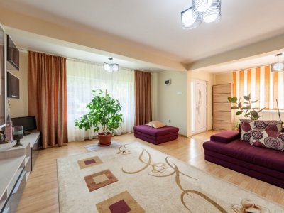 Casa spatioasa P+1E Budeasa -Valea Marului Arges