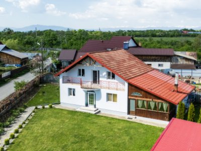 Casa cu teren generos si gradina spectaculoasa – Comuna Cuca, Arges!