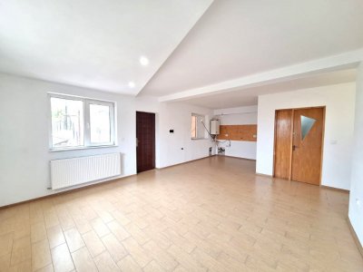 Apartament 3 camere Geamana Bloc 2007, decomandat, etaj 1